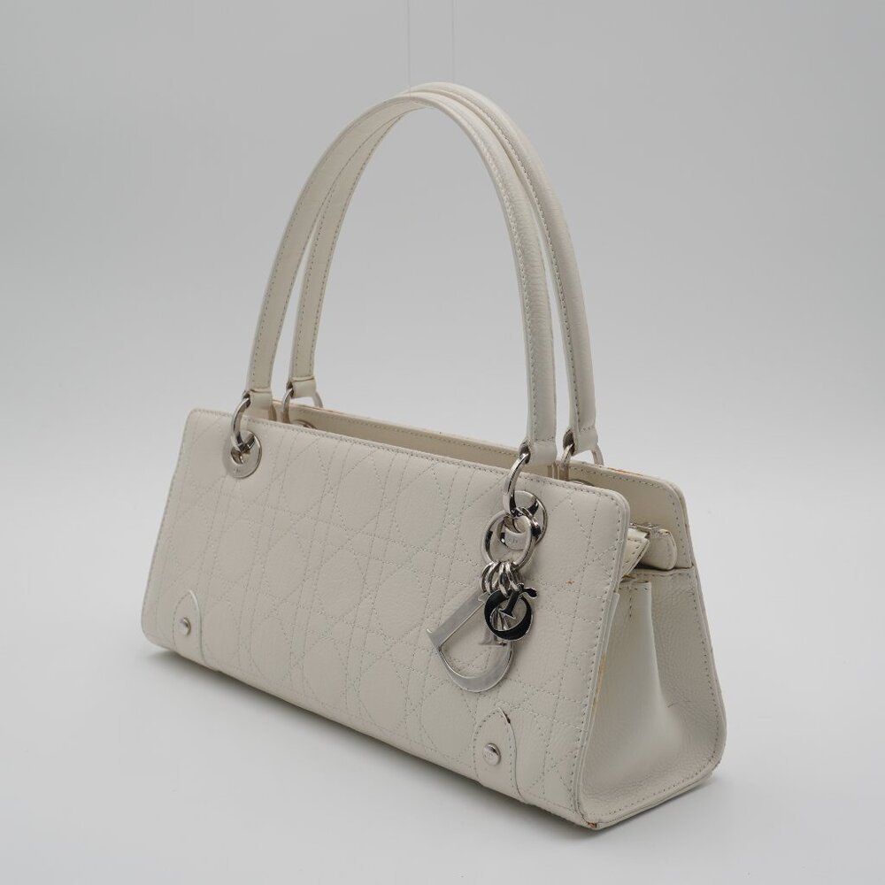 Dior White Cannage Quilted East-West Bag - Picture 2 of 7